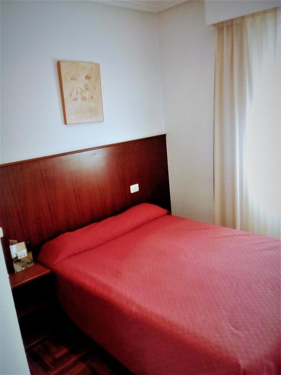 Hotel Os Caracoles Pereiro de Aguiar Extérieur photo